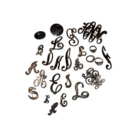 MCM Various Cursive Monogram Letters Initials Vintage Jewelry Lot  Brooches Pins - Picture 3 of 16